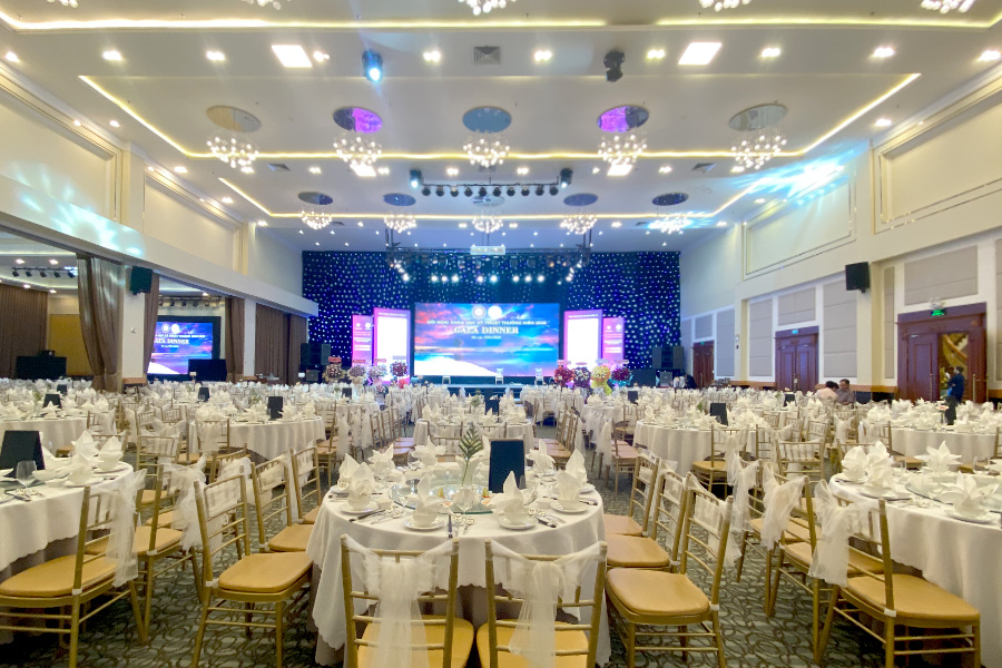 Sảnh Cẩm Tú Cầu